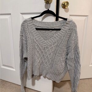American Eagle Outfitters Crop Gray V-Neck Sweater